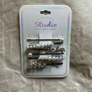 NWT Aimee Lynn Studio NYC Pearl and Jewel Hair Pins- Set of 6